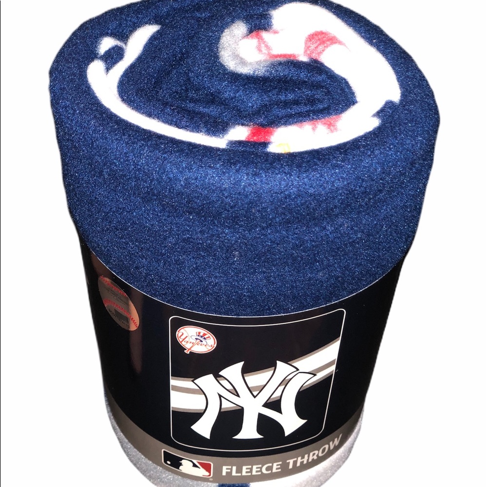New York Yankees Fleece Throw